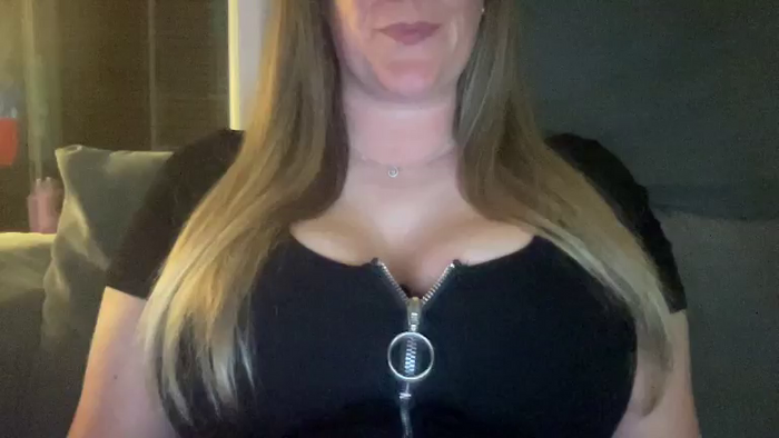 TittieTia19