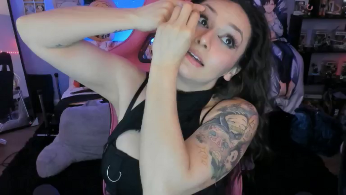 Alyx_Singer