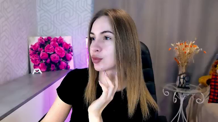 MeganNaughtyy