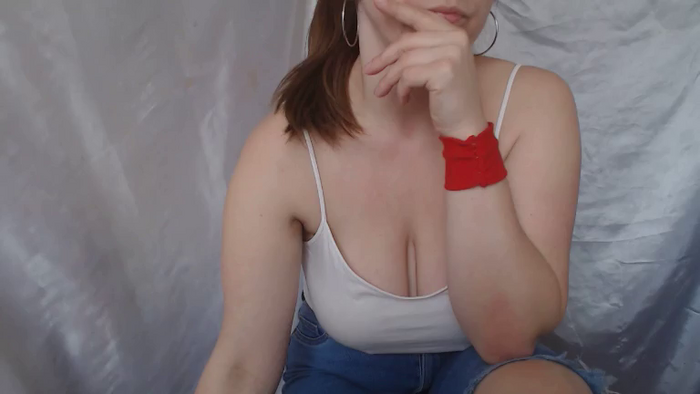 BettyGirlKiss