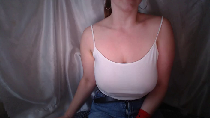 BettyGirlKiss