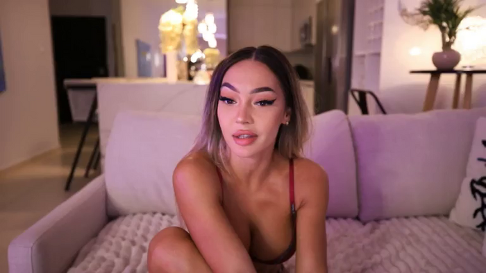 Carminahott93