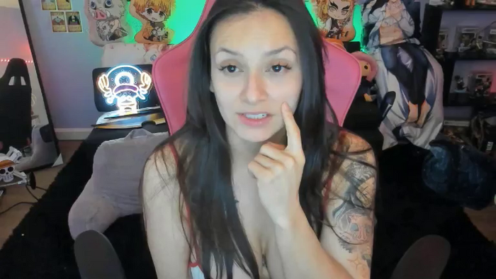Alyx_Singer