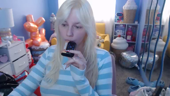 Angelina_Glass