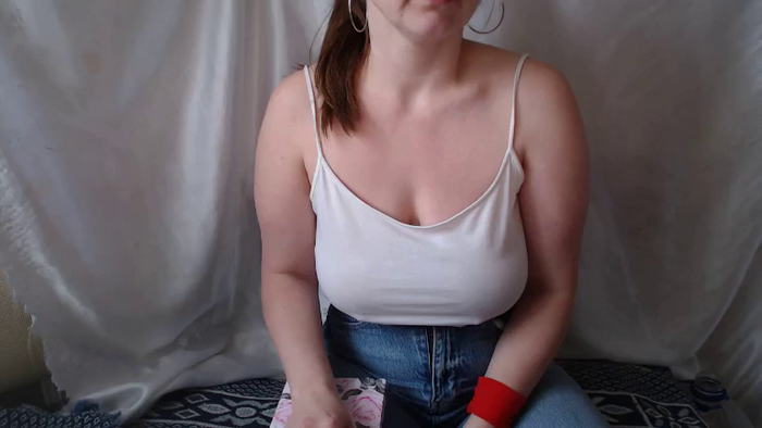 BettyGirlKiss