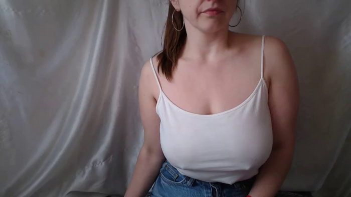 BettyGirlKiss