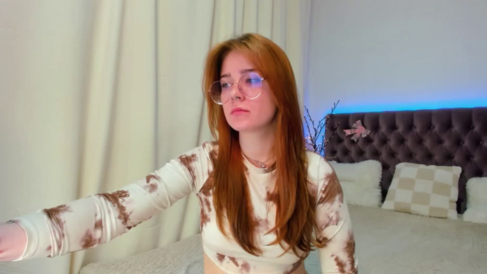 EllaMyerss