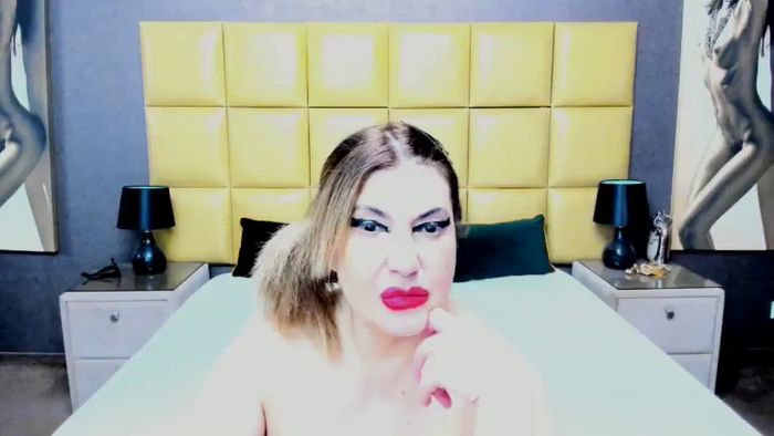 KiraLeila