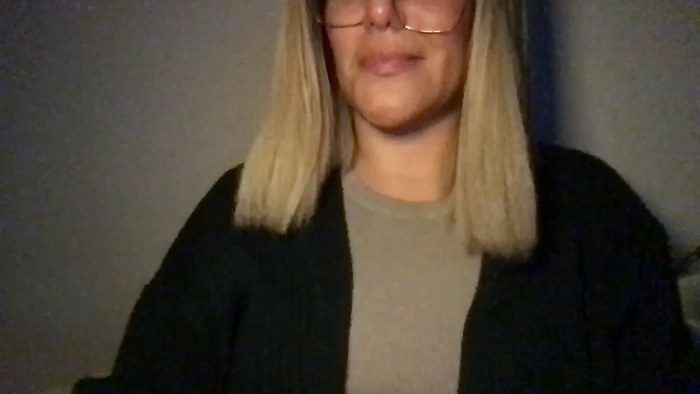 MistressLouUK