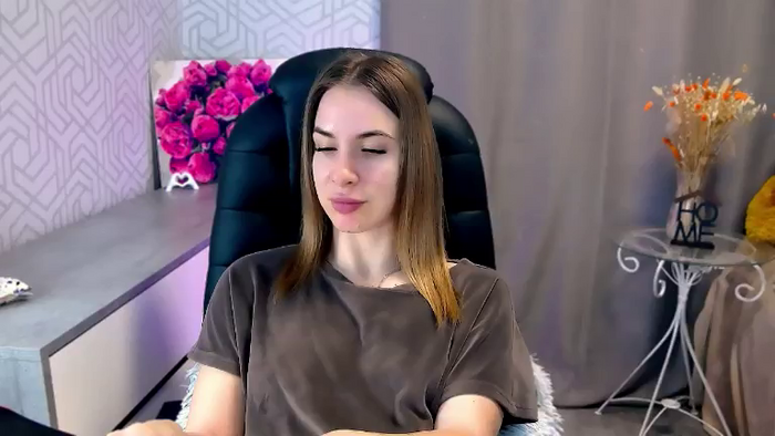 MeganNaughtyy