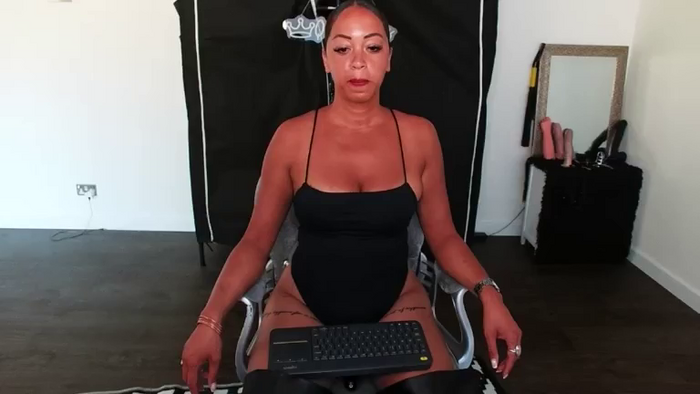 QueenTrick
