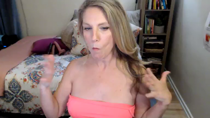 SweetCougarCandy