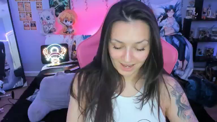 Alyx_Singer
