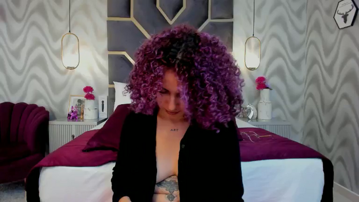 HollyJhonson