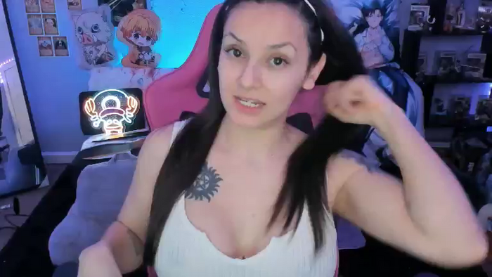 Alyx_Singer