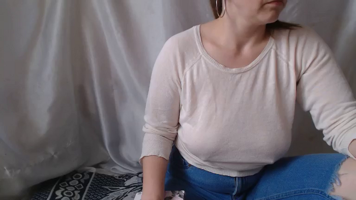 BettyGirlKiss
