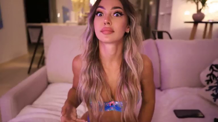 Carminahott93