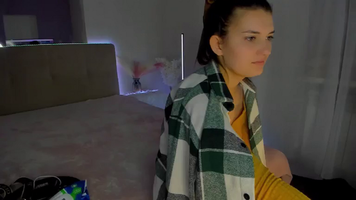 LauraLeee