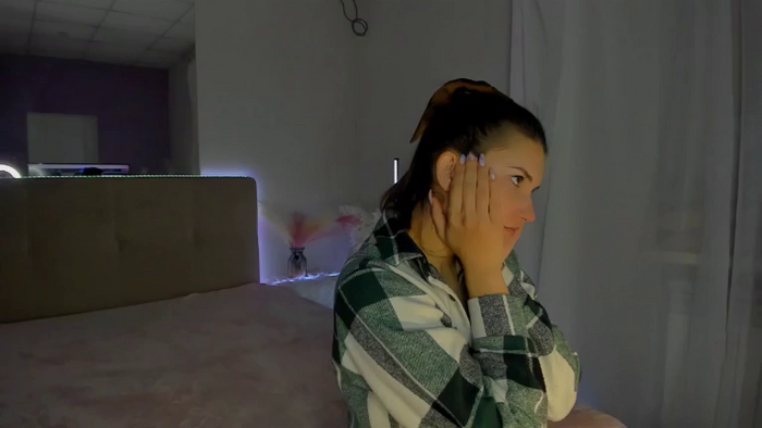 LauraLeee
