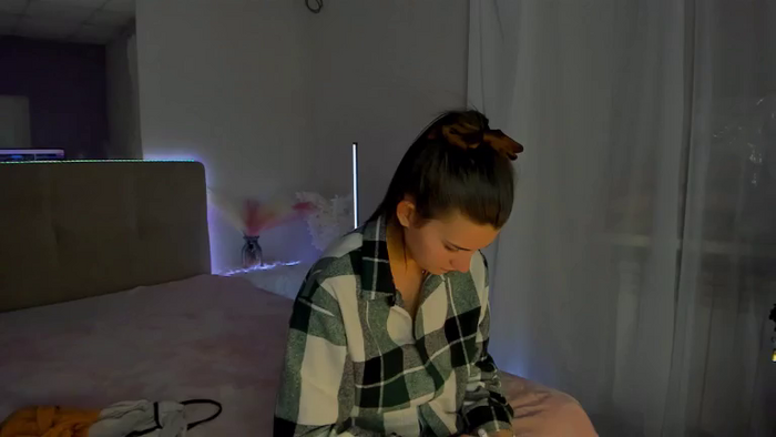 LauraLeee