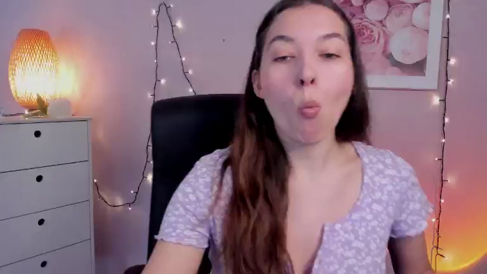 MeganxKISS19