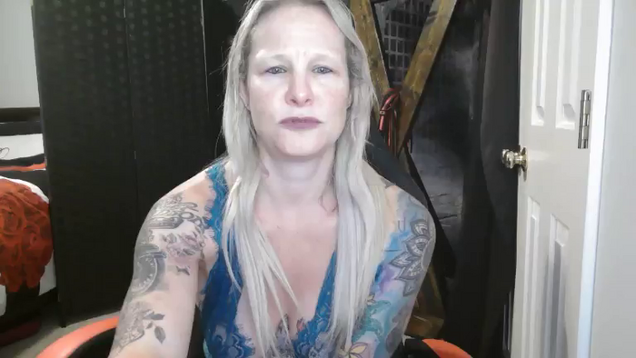 MistressKoraBell