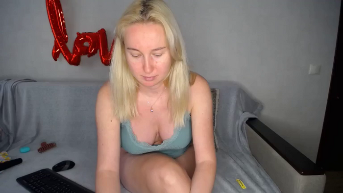 ShyGirlEva101