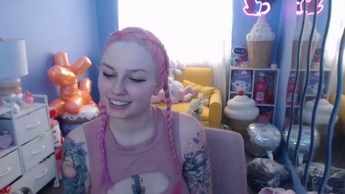 Angelina_Glass