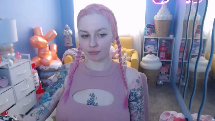 Angelina_Glass