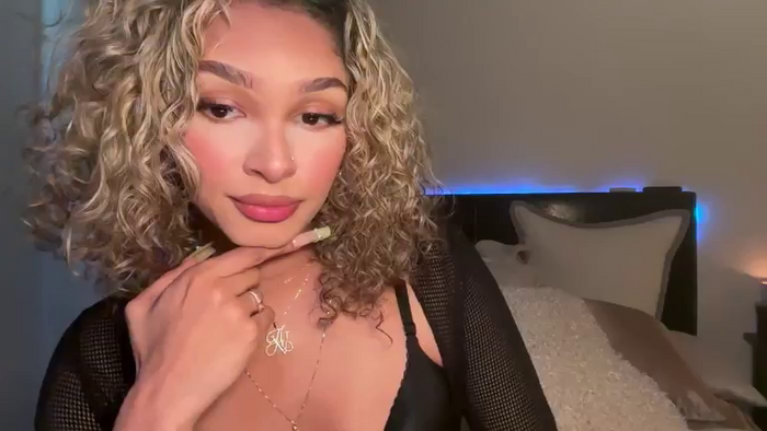 Cometaura77
