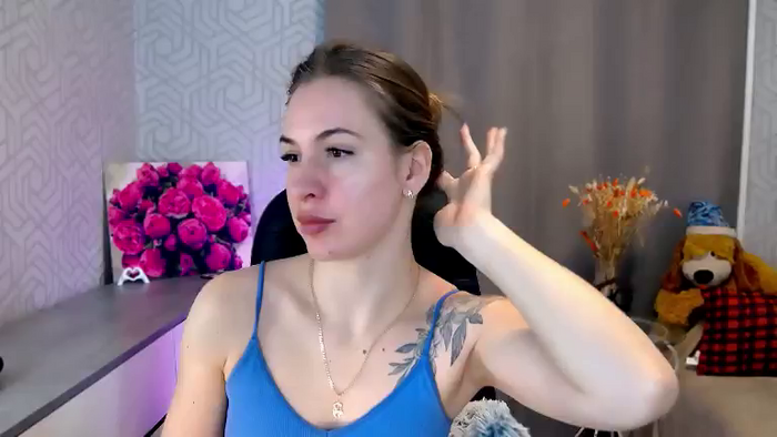 MeganNaughtyy
