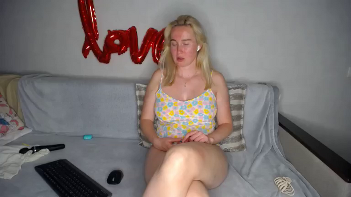 ShyGirlEva101