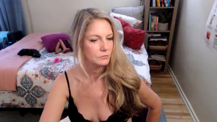 SweetCougarCandy