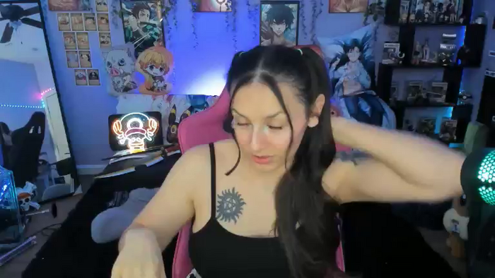 Alyx_Singer