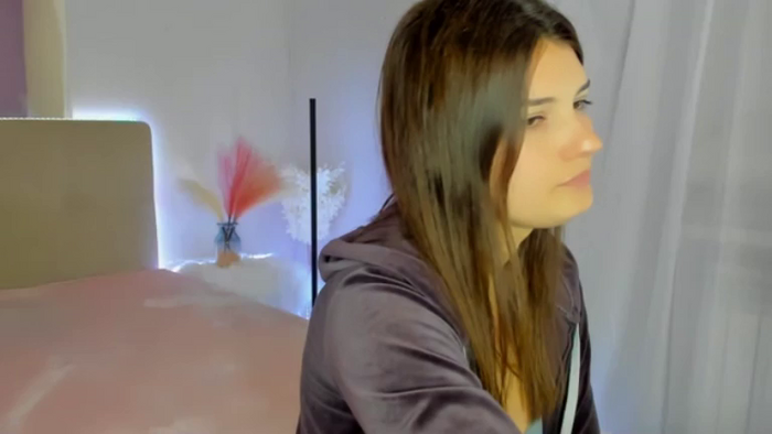 LauraLeee