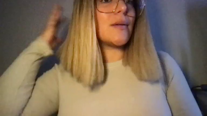 MistressLouUK