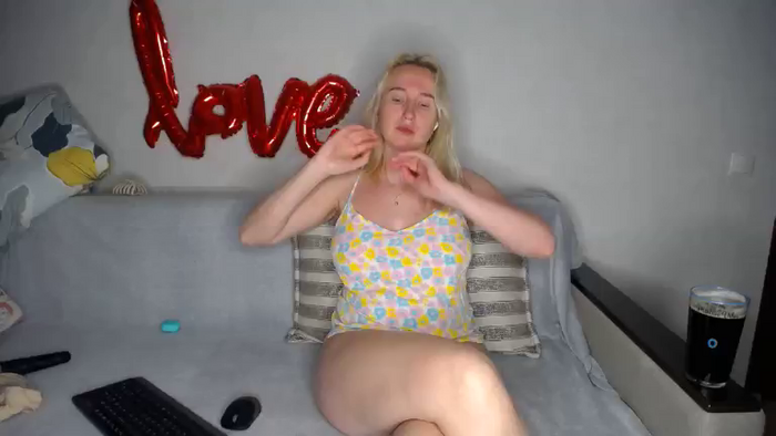 ShyGirlEva101