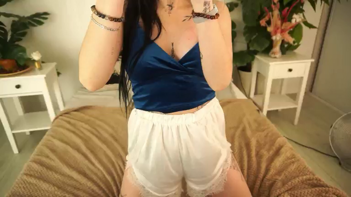 NikkiGoldX