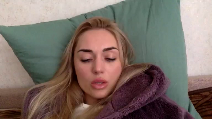 Tina_a