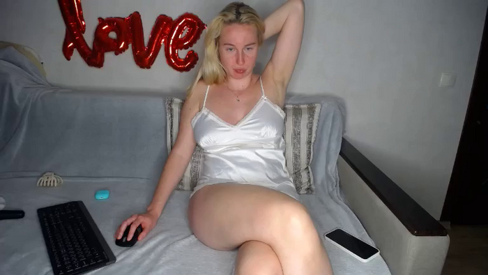ShyGirlEva101