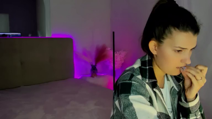 LauraLeee