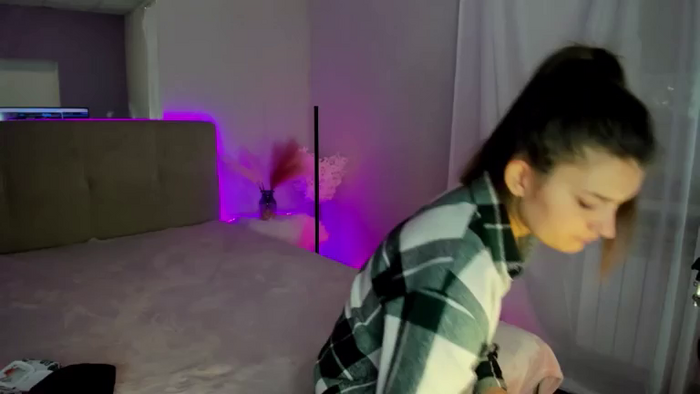 LauraLeee