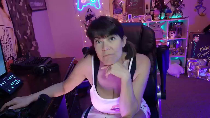 RebeccaLoveXXX