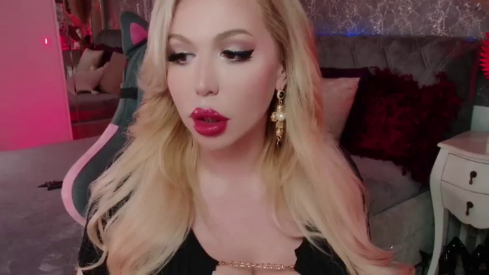 Alpha_Goddess