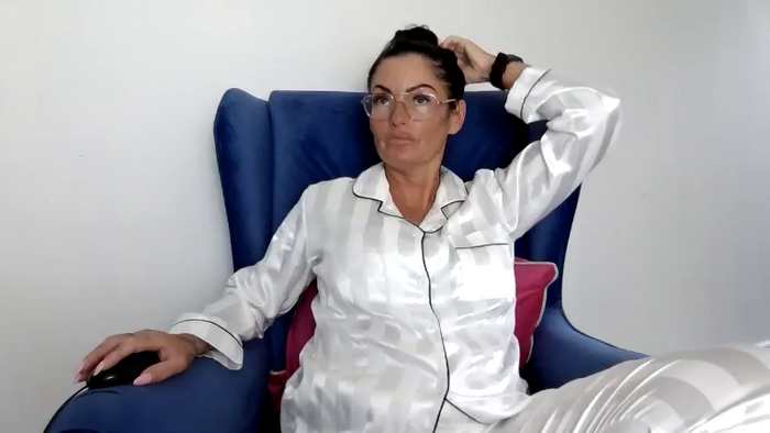 BellaVixen23