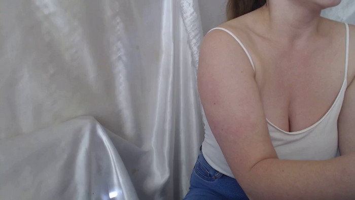 BettyGirlKiss