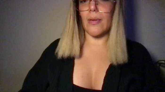MistressLouUK
