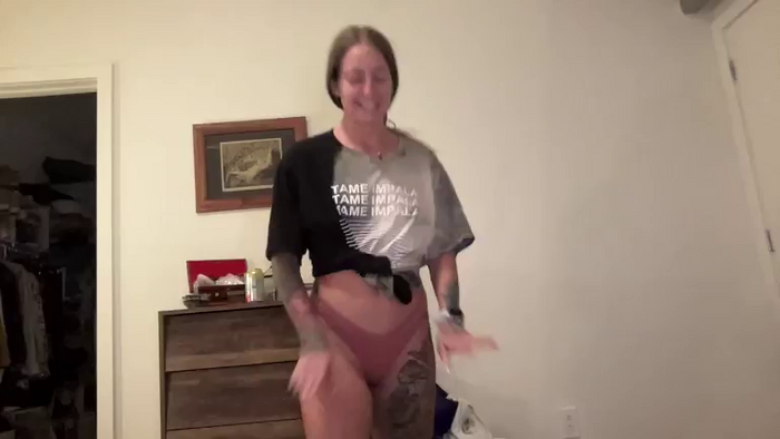 Beebeefitgirl