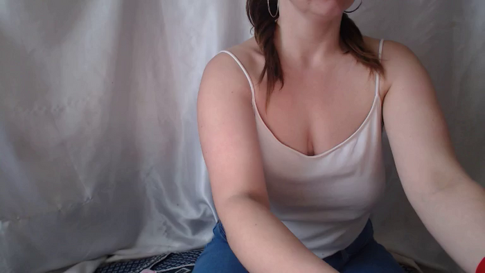 BettyGirlKiss