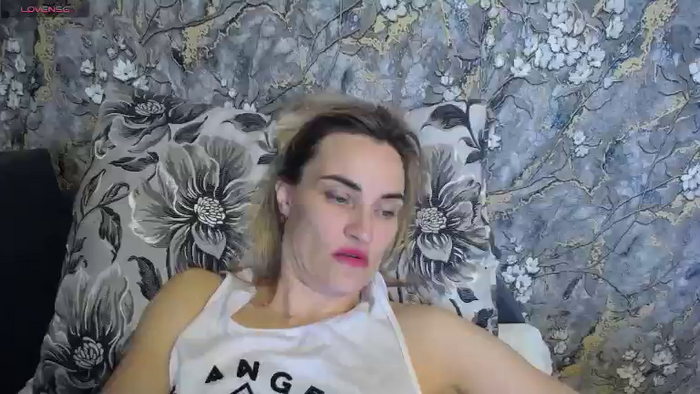 BlondArtemis